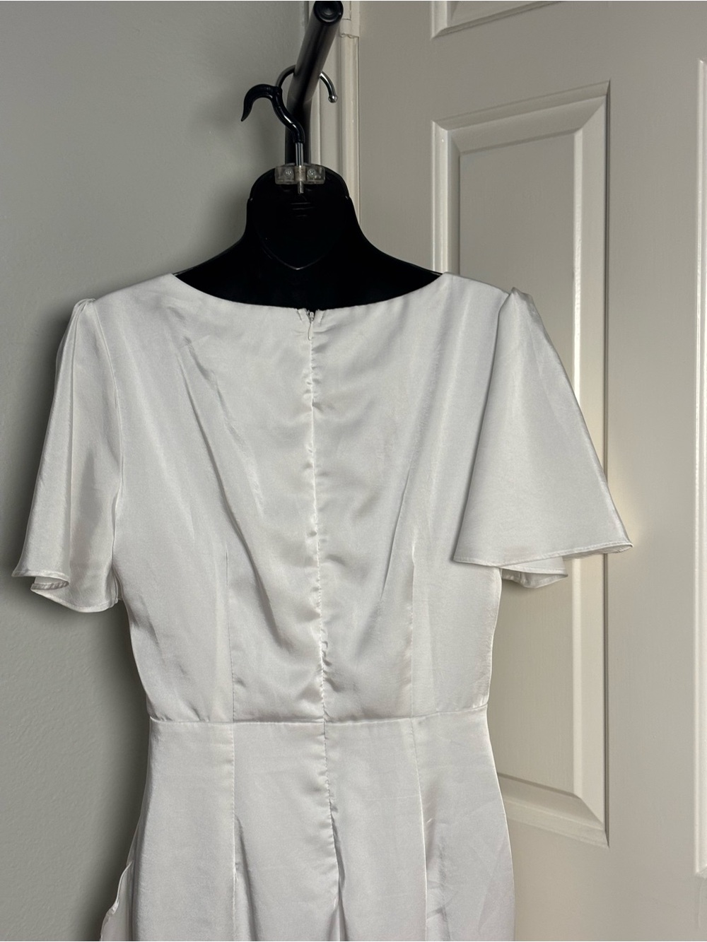 Eternal Bond White Satin Ruffled Flutter Sleeve - Picture 9 of 12